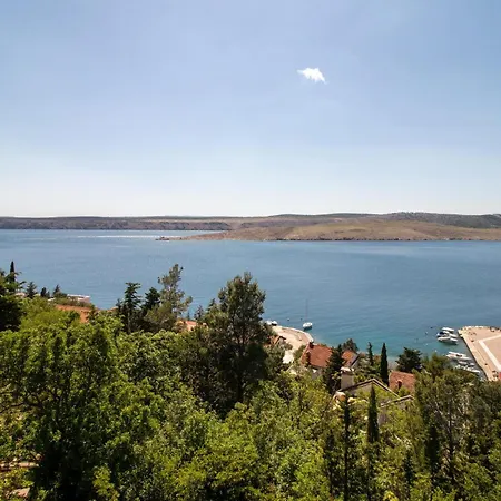Beach Front Apartment In Jadranovo With Wifi Apartament Jadranovo