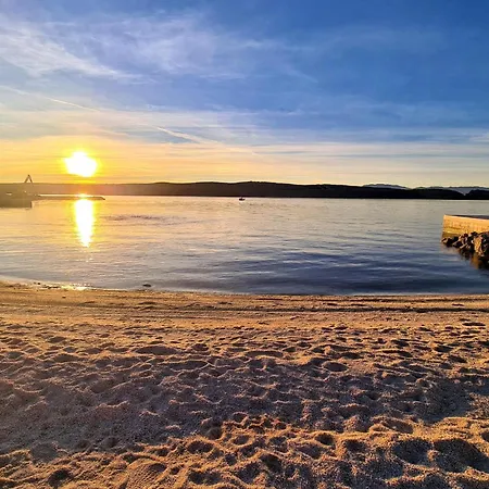 Apartament Beach Front Apartment In Jadranovo With Wifi