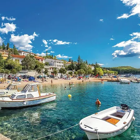 Beach Front Apartment In Jadranovo With Wifi Jadranovo